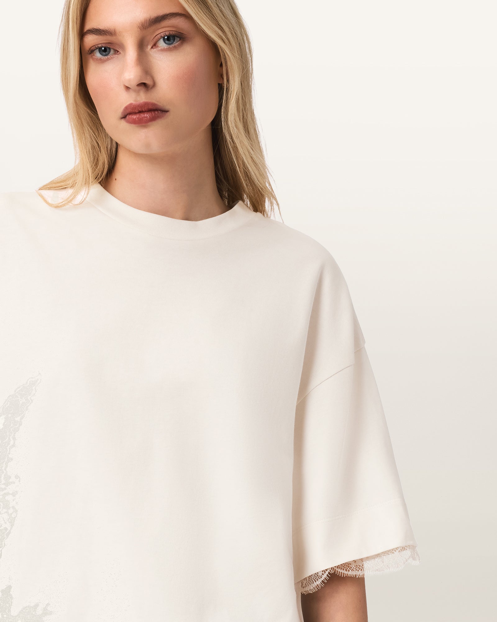 Nia Lace Tee